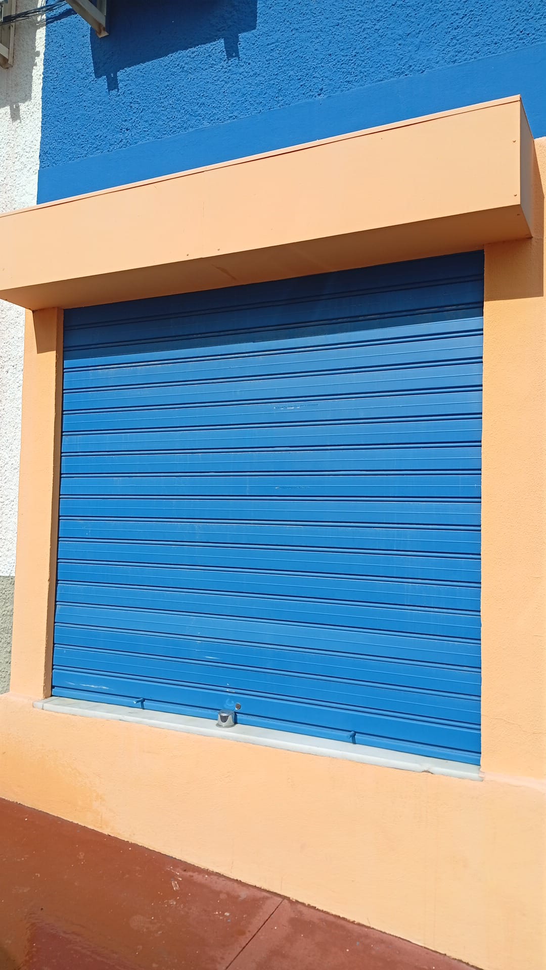 Instalación de puertas y persianas en Alicante